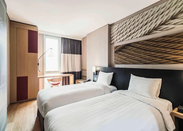 Hotel Ibis Ambassador Haeundae 3*