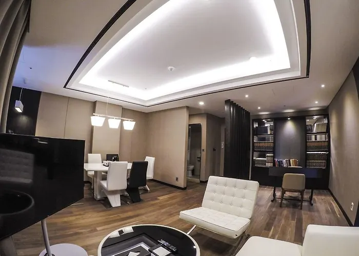 Ibis Ambassador Haeundae 3*